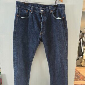Men's Levis 501 38X30  button fly jeans